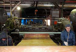 郡上八幡で観光体験のカトモクのお店を運営する加藤木工が作る日本製セイコー電波壁掛け時計