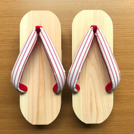 郡上踊りで有名な郡上八幡で観光体験のカトモクのお店を運営する加藤木工が作る日本製セイコー電波壁掛け時計