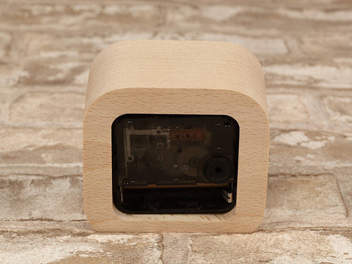 郡上踊りで有名な郡上八幡で観光体験のカトモクのお店を運営する加藤木工が作る日本製セイコー電波壁掛け時計