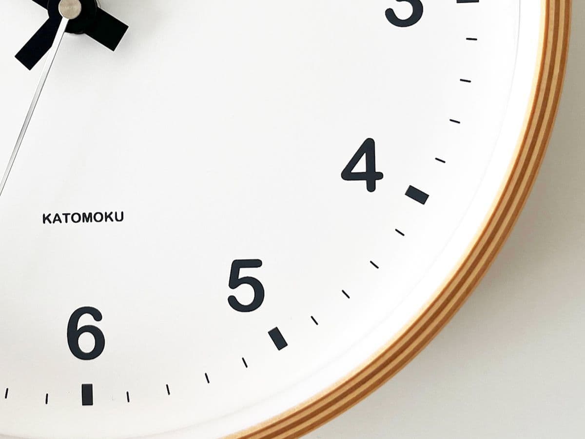 km-33_plywood_clock