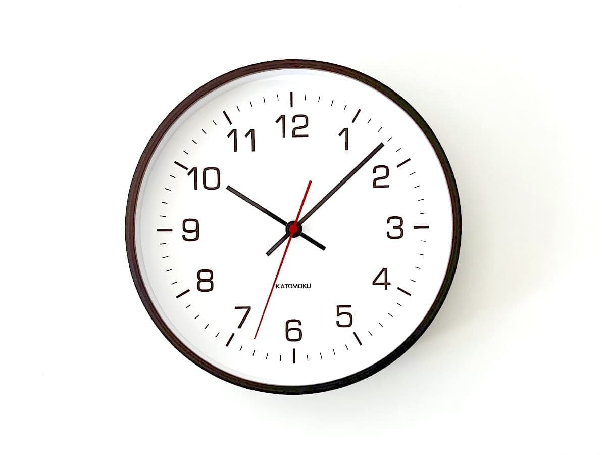 郡上踊りで有名な郡上八幡で観光体験のカトモクのお店を運営する加藤木工が作る日本製セイコー電波壁掛け時計