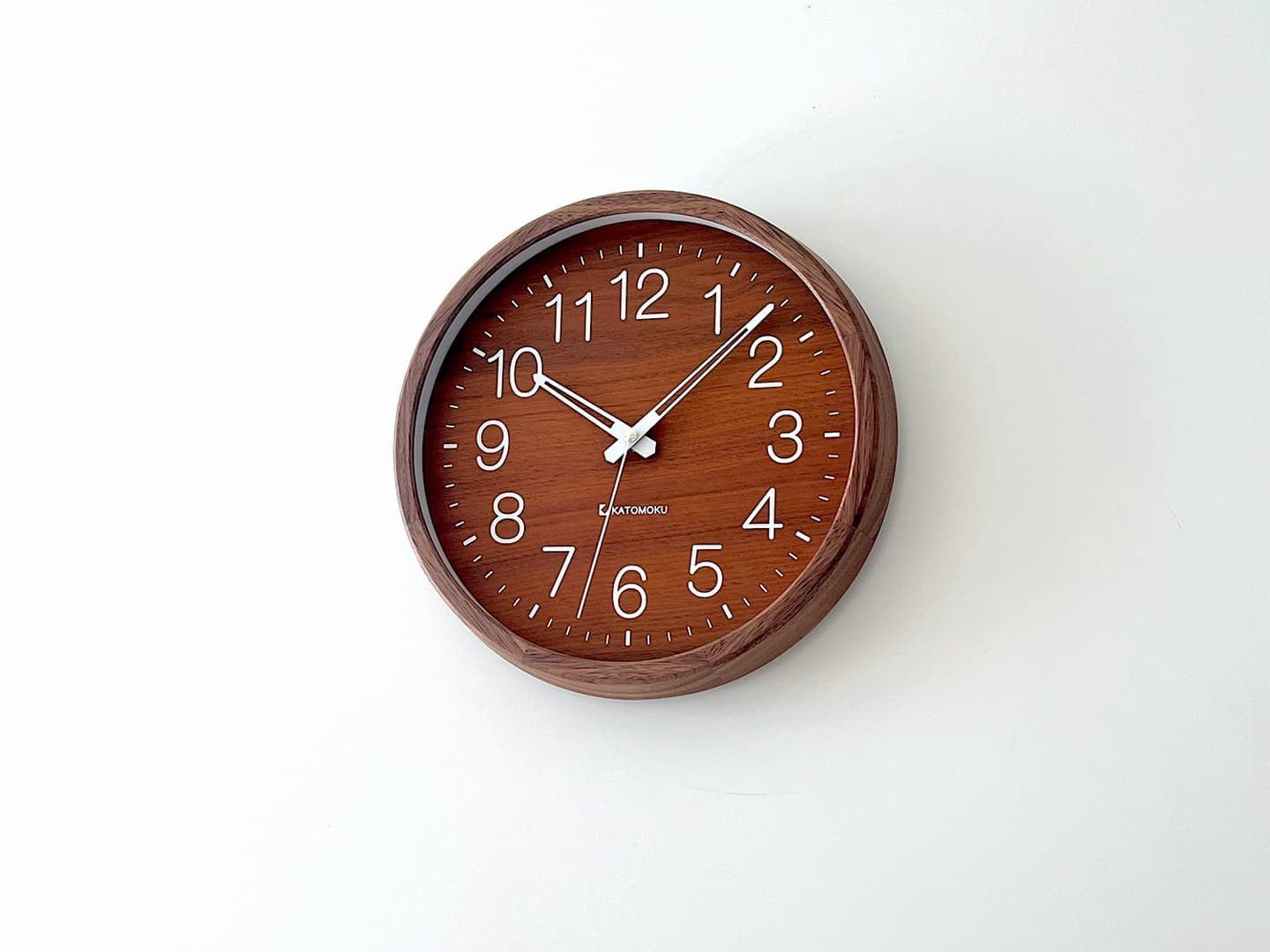 【新品】KATOMOKU 壁掛け電波時計 KM-98WARC 直径30cm km-46_muku_clock_2