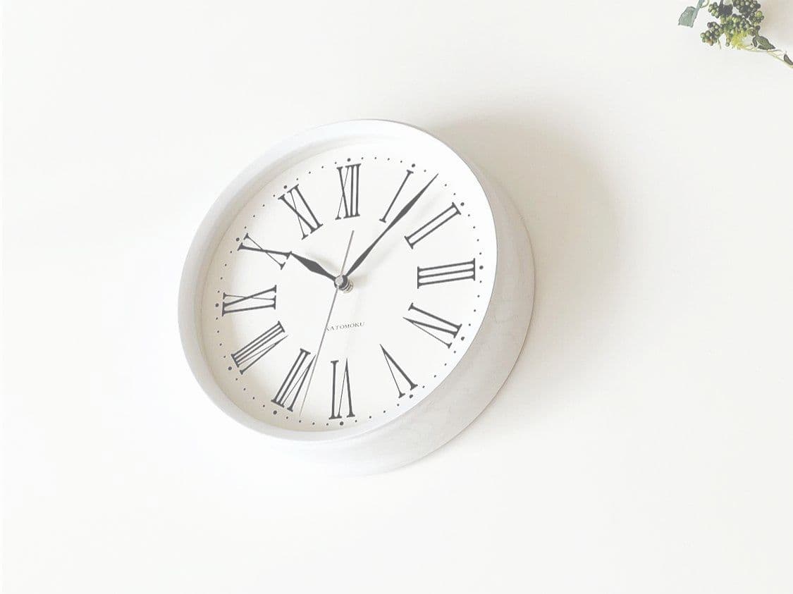 時計 掛け時計 壁掛け時計 木の時計 国産 日本 岐阜県 郡上八幡 インテリア 雑貨 丁寧な暮らし 北欧 シンプル オシャレ 静音 静か 木工屋  無垢 ローマ数字