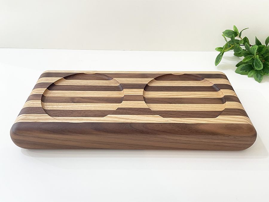 ねこちゃん、犬ちゃんの木製おしゃれ餌入れ