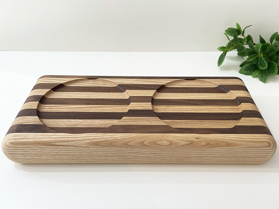 ねこちゃん、犬ちゃんの木製おしゃれ餌入れ