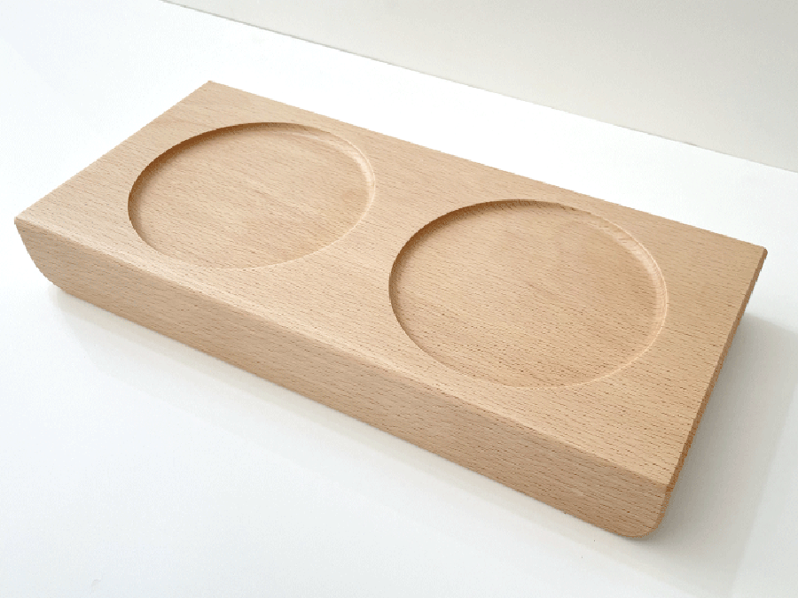 ねこちゃん、犬ちゃんの木製おしゃれ餌入れ