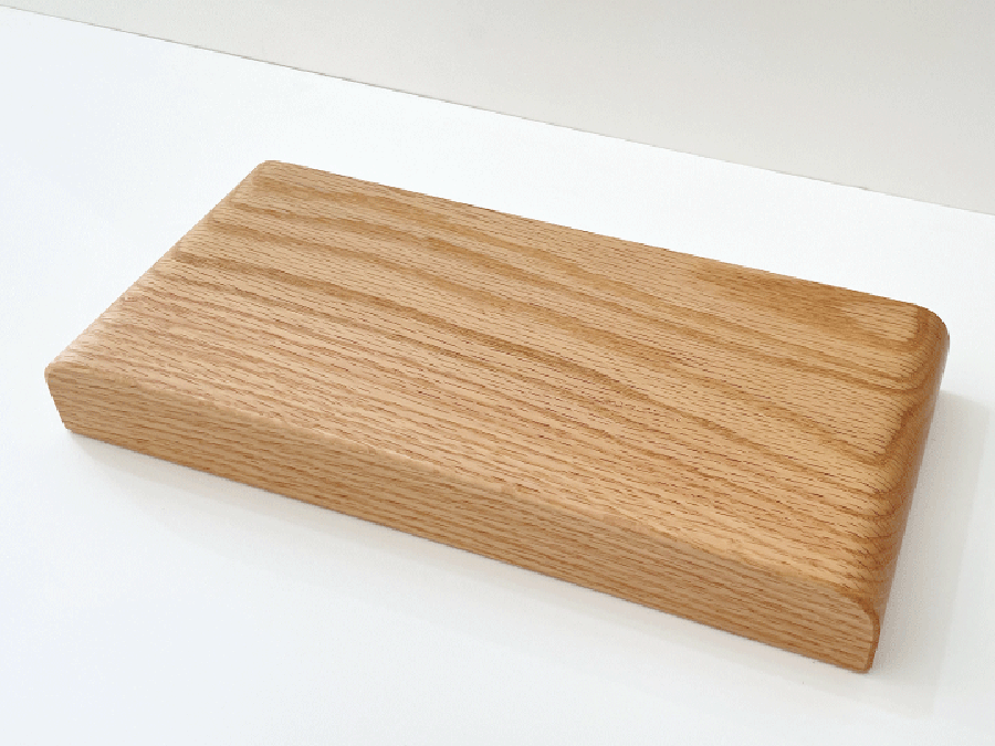 ねこちゃん、犬ちゃんの木製おしゃれ餌入れ