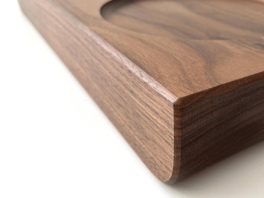 ねこちゃん、犬ちゃんの木製おしゃれ餌入れ