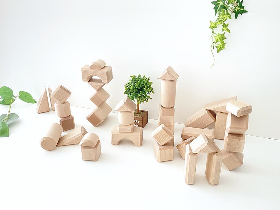 郡上八幡のおもちゃ作りのパイオニア加藤木工の作る木のおもちゃ