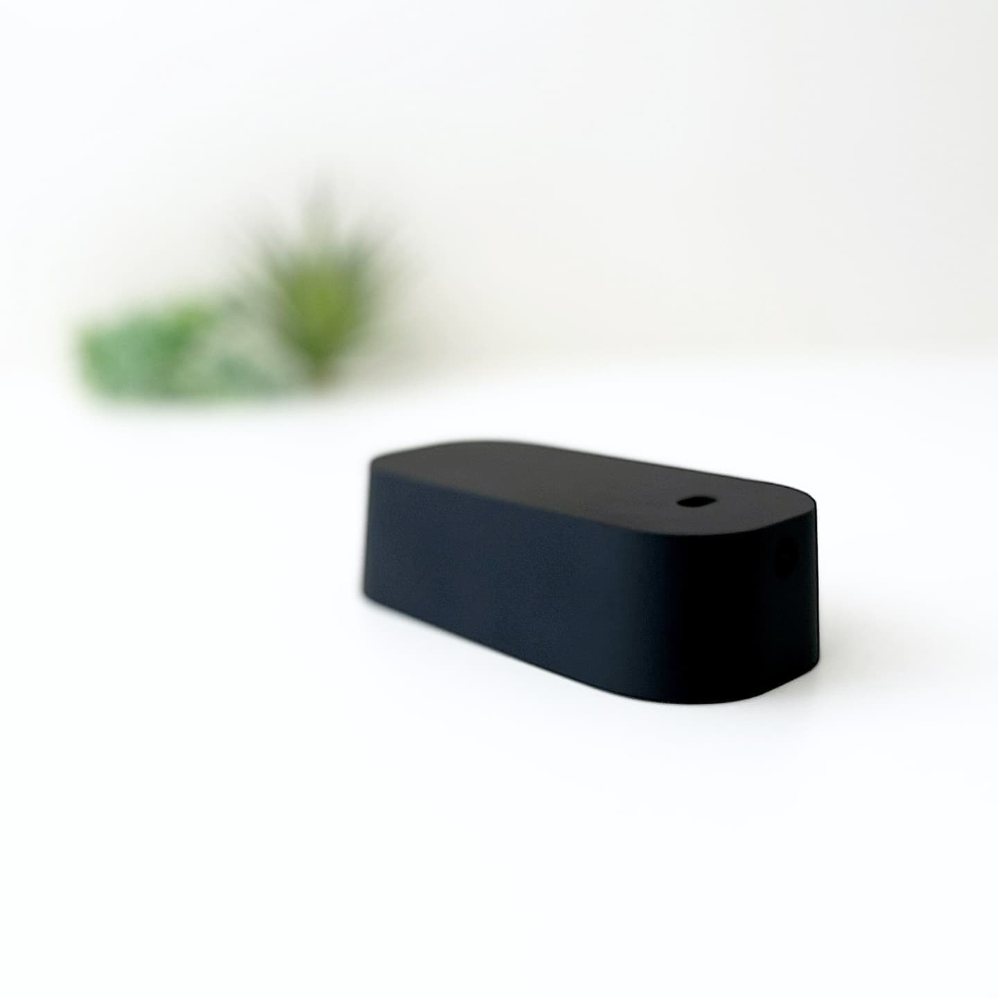 充電スタンド マウススタンド マウス充電 スタンド 収納 便利グッズ マジックマウス Magic Mouse Magic Mouse2 アップル apple アップル製品 apple製品 PC周辺機器 PC周辺アクセサリ パソコン 電化製品 スマート 見た目 美しく 丁寧な暮らし ビジネス オフィス 書斎 デスク デスク周り 整頓 インテリア 高級 高級感 木製 木工雑貨 木工製品 木製マウススタンド 木製充電スタンド 無垢材 高級材 銘木 ウォールナット 上品 ビーチ かわいい 木目 誕生日 記念日 母の日 父の日 勤労感謝の日 クリスマス 入学 卒業 就職 昇進 開業 お祝い 記念品 贈答品 贈り物 ギフト プレゼント ラッピング 模様替え 引っ越し 新生活 インテリア 国産 国内生産 日本製 岐阜県 郡上市 郡上八幡 木工屋 郡上おどり