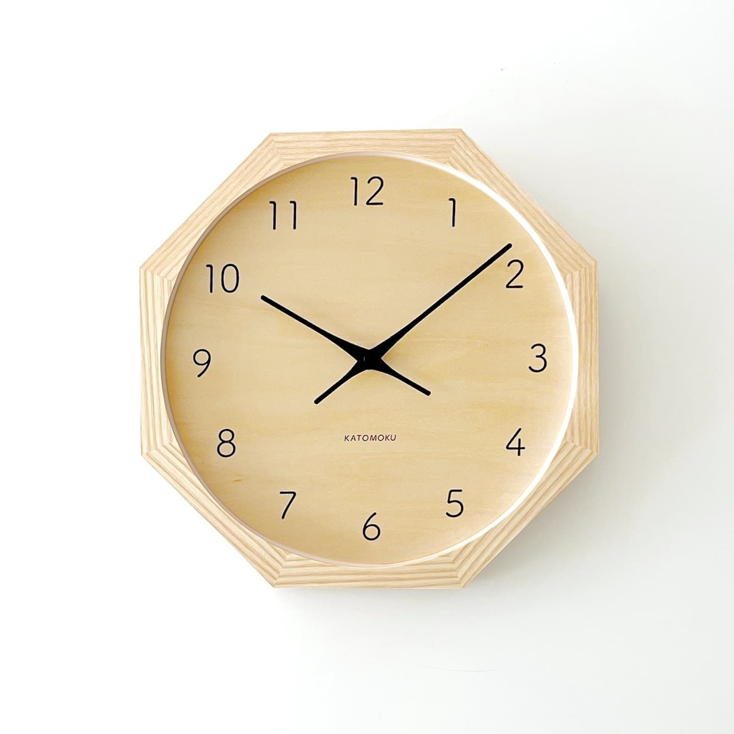 掛け時計 時計 壁掛け時計 静か 無音 静音 木の時計 木製 木工 木材 無垢材 天然素材 連続秒針 スイープムーブメント インテリア 八角形 縁起物 日本製 国産 岐阜県 郡上市 郡上八幡 郡上踊り 