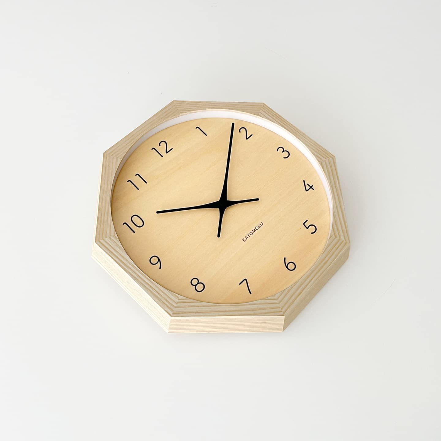 掛け時計 時計 壁掛け時計 静か 無音 静音 木の時計 木製 木工 木材 無垢材 天然素材 連続秒針 スイープムーブメント インテリア 八角形 縁起物 日本製 国産 岐阜県 郡上市 郡上八幡 郡上踊り 