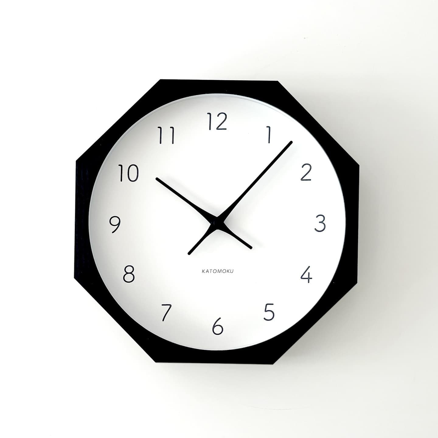 掛け時計 時計 壁掛け時計 静か 無音 静音 木の時計 木製 木工 木材 無垢材 天然素材 連続秒針 スイープムーブメント インテリア 八角形 縁起物 日本製 国産 岐阜県 郡上市 郡上八幡 郡上踊り 