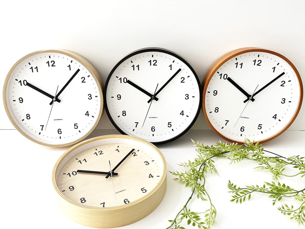郡上踊りで有名な郡上八幡で観光体験のカトモクのお店を運営する加藤木工が作る日本製セイコー電波壁掛け時計