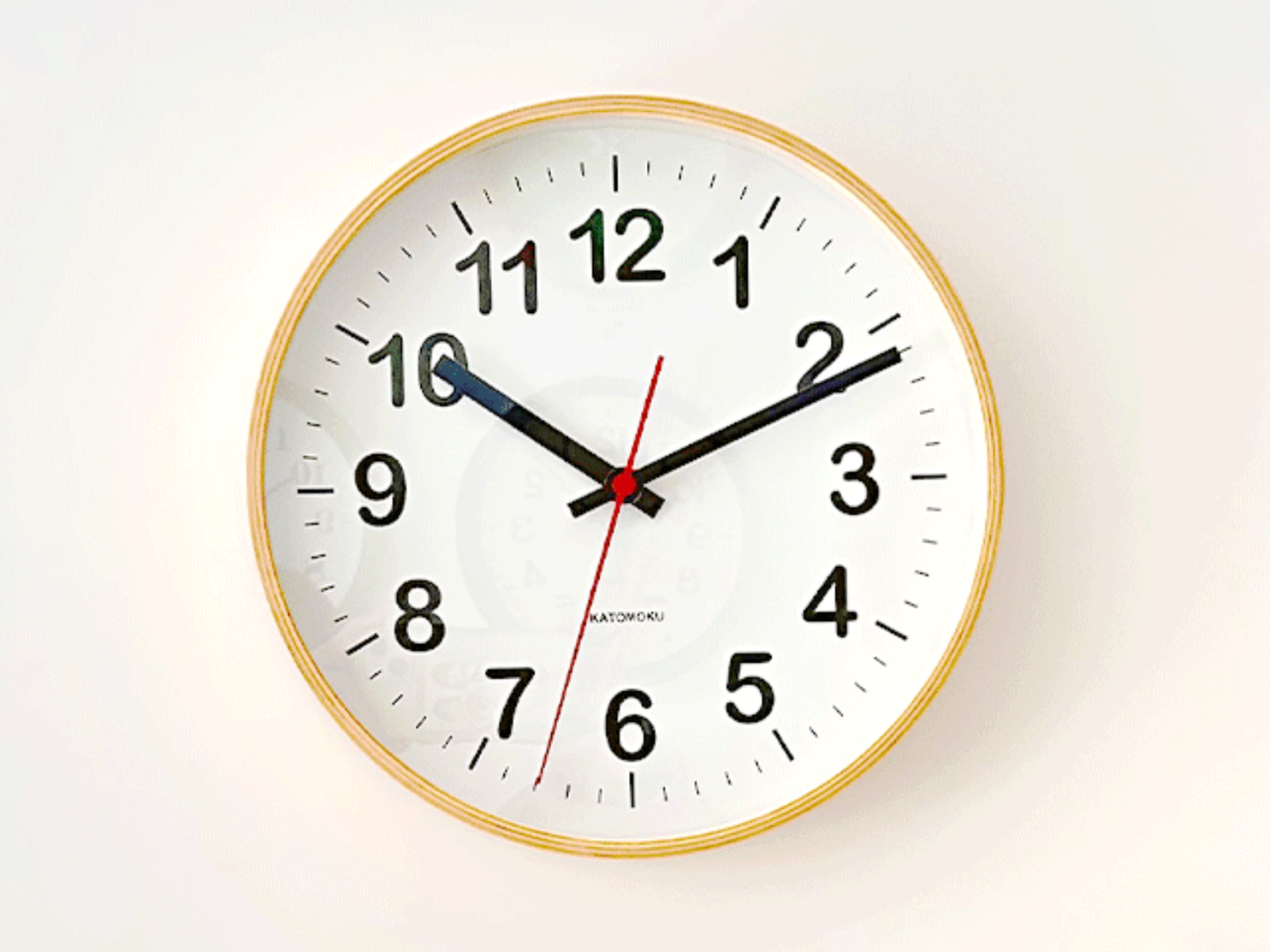 郡上踊りで有名な郡上八幡で観光体験のカトモクのお店を運営する加藤木工が作る日本製セイコー電波壁掛け時計