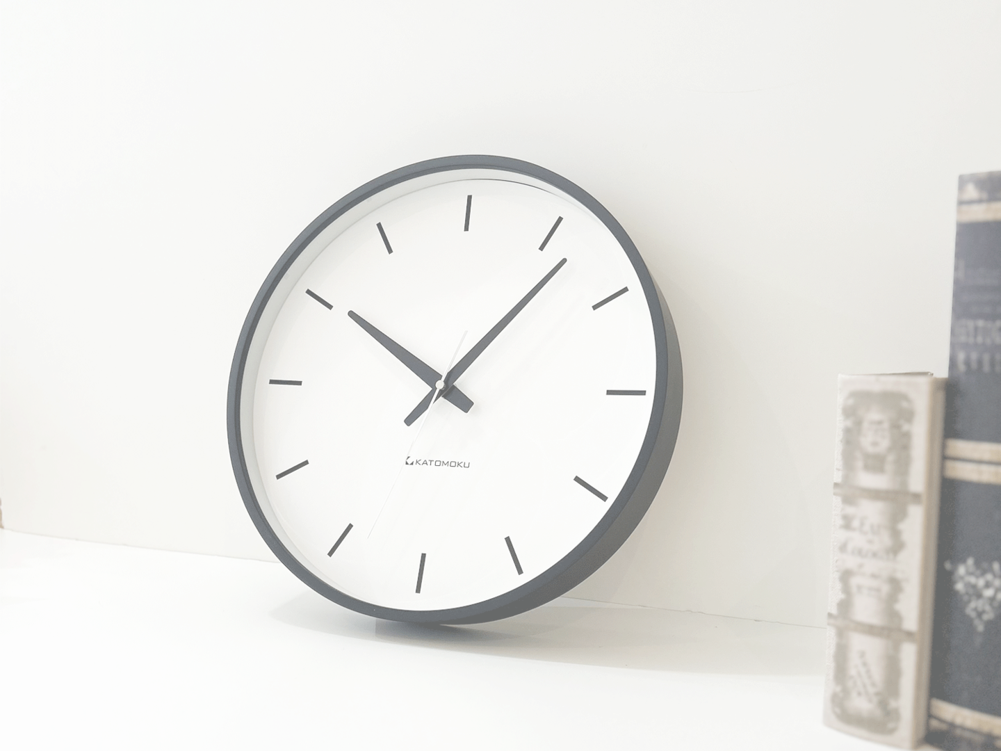 時計 掛け時計 壁掛け時計 電波時計 木の時計 国産 日本 岐阜県 郡上八幡 インテリア 雑貨 丁寧な暮らし 北欧 シンプル オシャレ 静音 静か 自動受信 時刻修正 木工屋  曲げわっぱ ブラウン ナチュラル バーインデックス