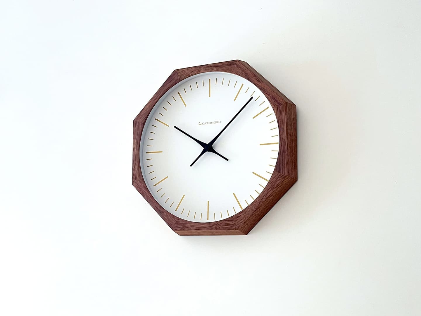 時計 掛け時計 壁掛け時計 clock クロック 木の時計 静か 静音 インテリア プレゼント 贈り物 縁起物 新生活 模様替え 八角形 有名な郡上八幡で観光体験のカトモクのお店を運営する加藤木工が作る日本製セイコー電波壁掛け時計